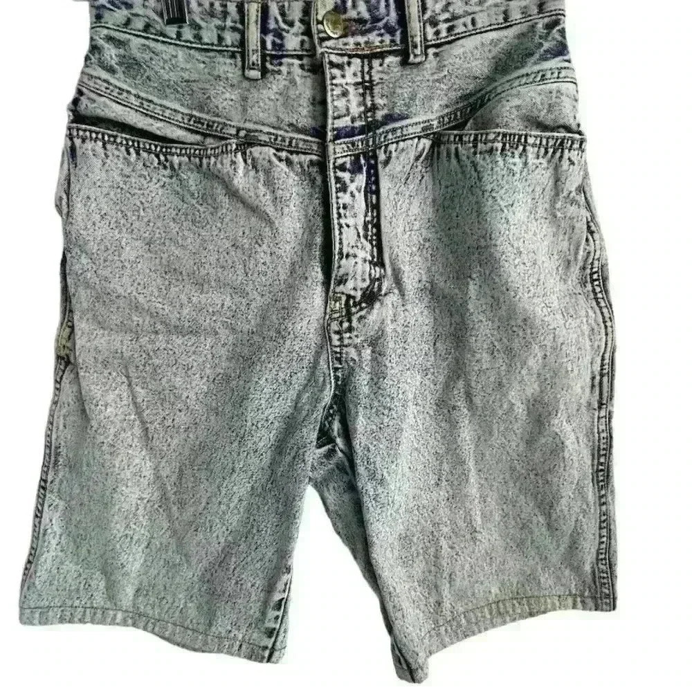 Canvas Vintage Acid Wash Denim Cut-Off Shorts Size S Blue- 26”‎ waist